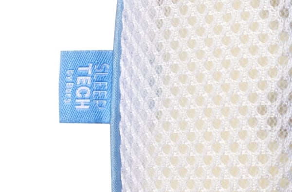 Sleep Tech kølende madras med mesh-kant